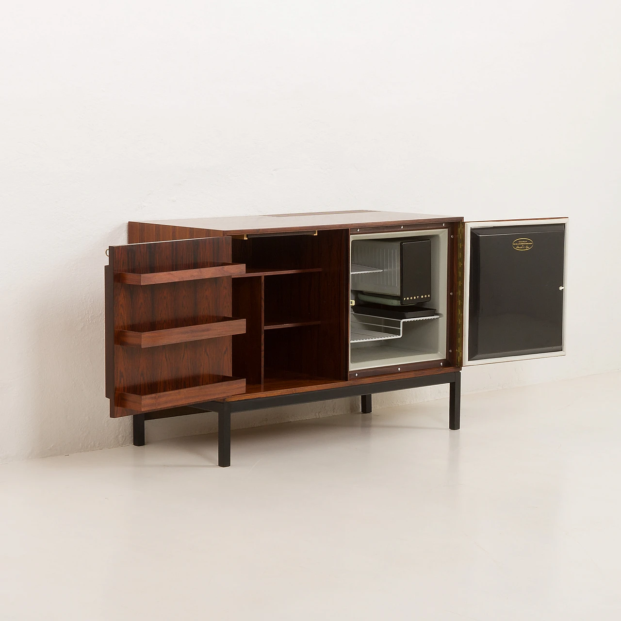 Rosewood bar cabinet by S. Bernadotte & A. Bjorn for Atlas, 1960s 3