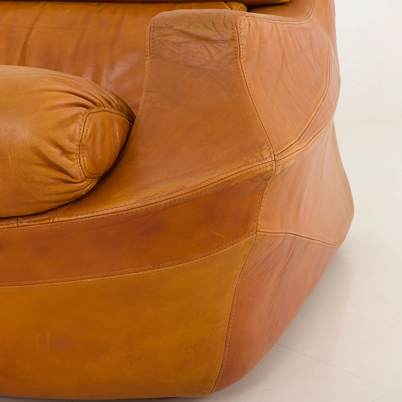 Space Age leather armchair in De Pas, D'Urbino & Lomazzi style, 1960s 8