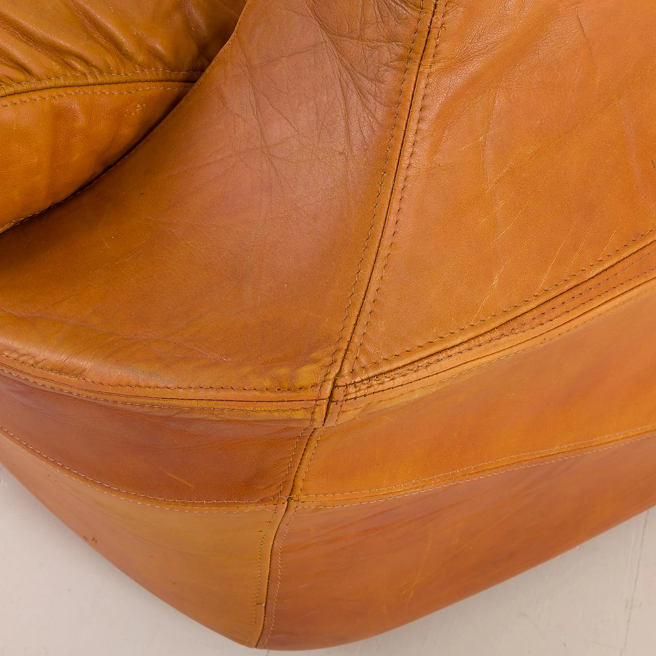 Space Age leather armchair in De Pas, D'Urbino & Lomazzi style, 1960s 11