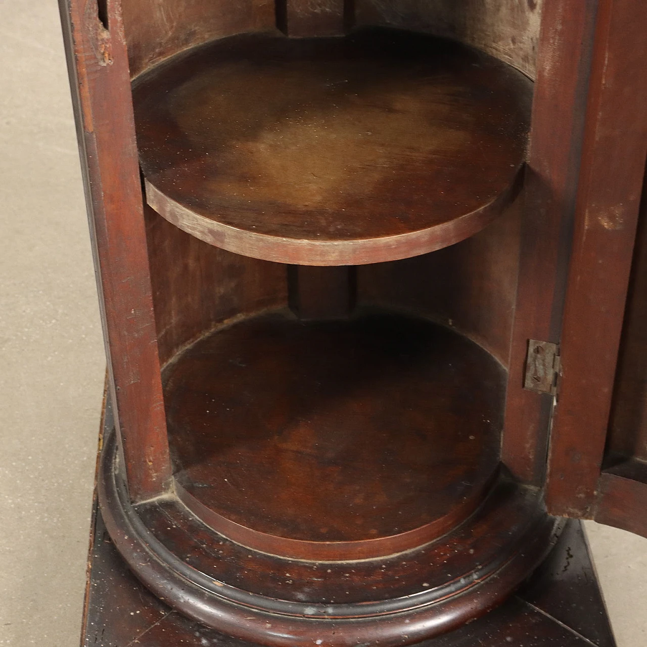 Empire column bedside table in walnut with marble top, 19th century 5