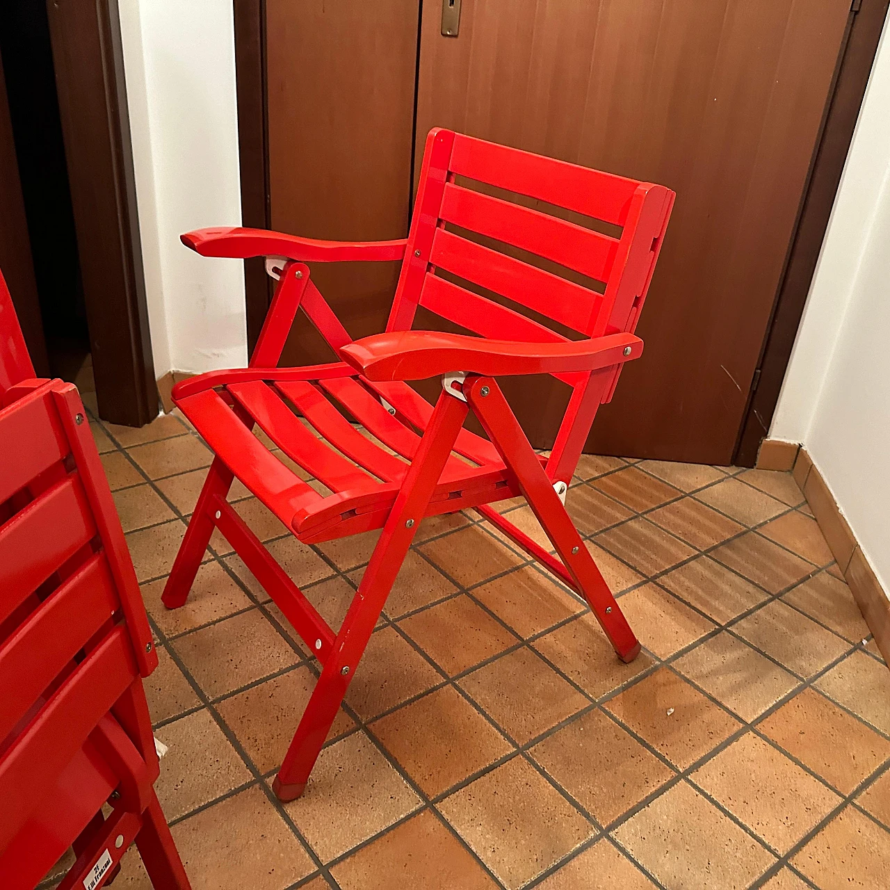 4 Orange Reguitti-style folding chairs, 1980s 2