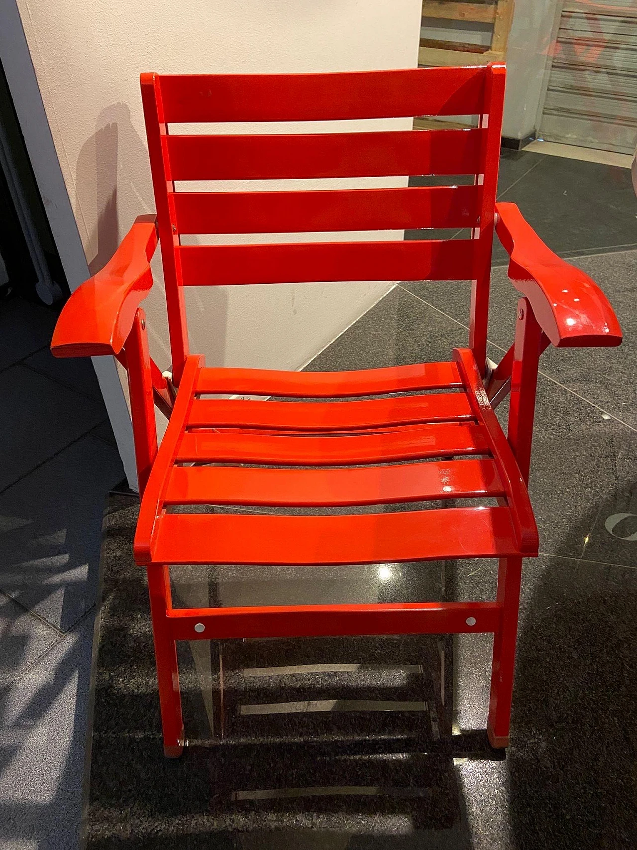 4 Orange Reguitti-style folding chairs, 1980s 4