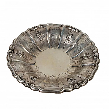 Embossed and chiseled silver riser with flower and fruit decoration