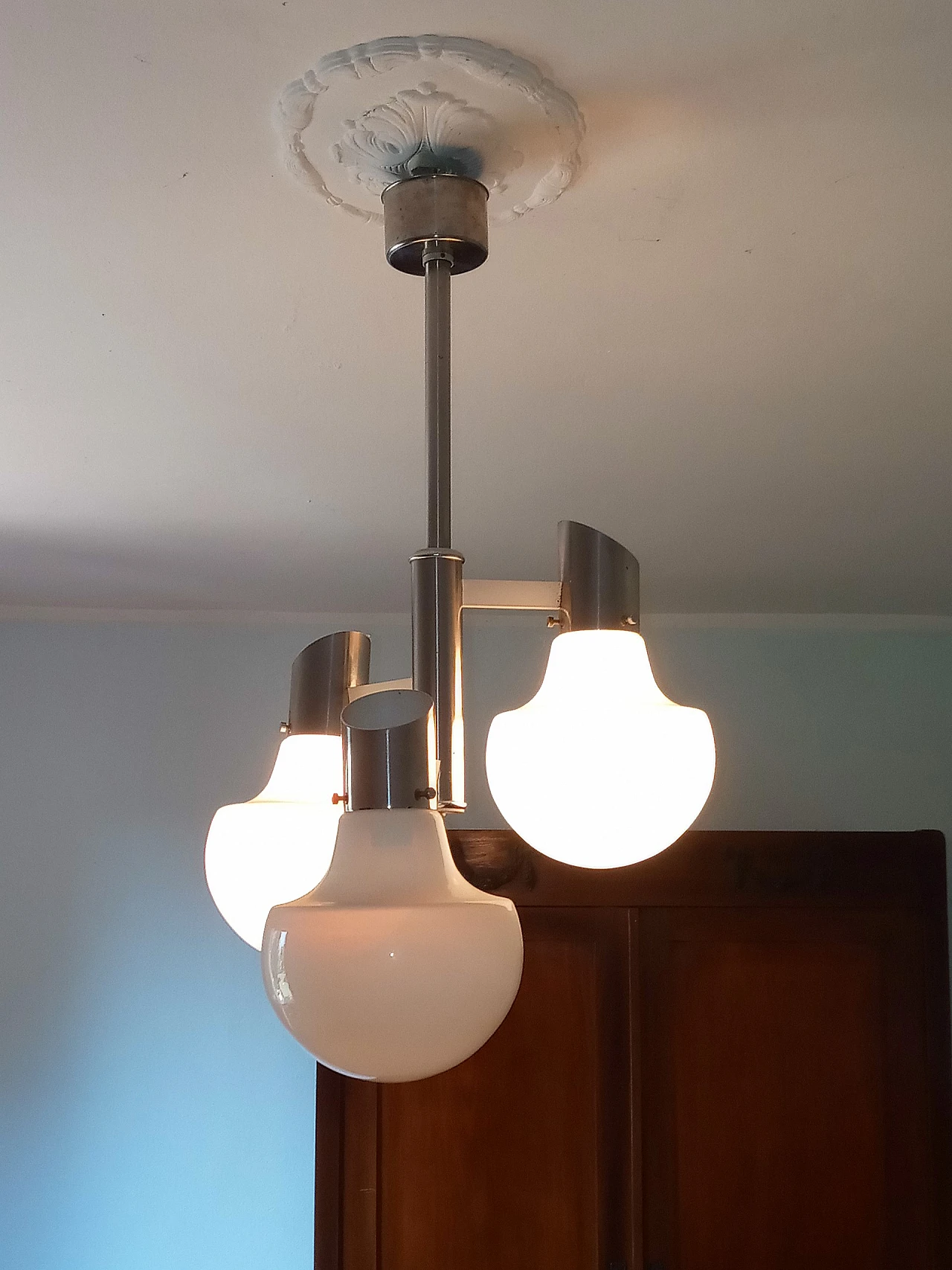 Lampadario in acciaio cromato e vetro in stile Sciolari, anni '60 4