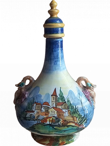 Bottiglia in maiolica con scena campestre di Cantagalli, anni '30