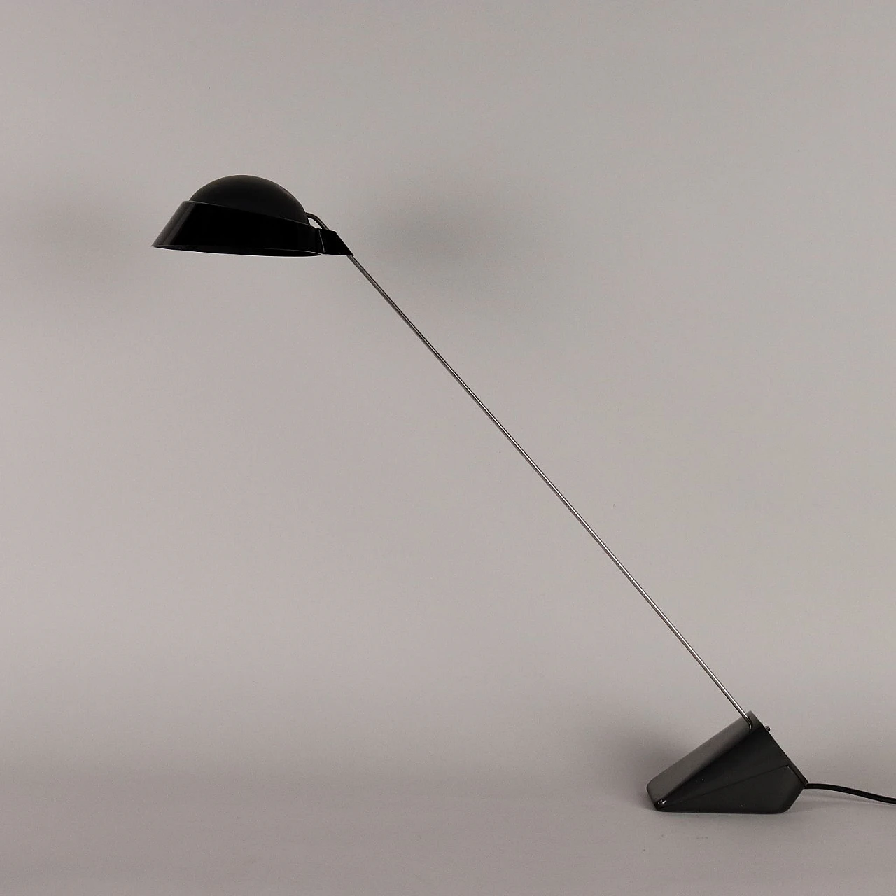 Ipotenusa 630 table lamp by A. Castiglioni for Flos, 1960s 3