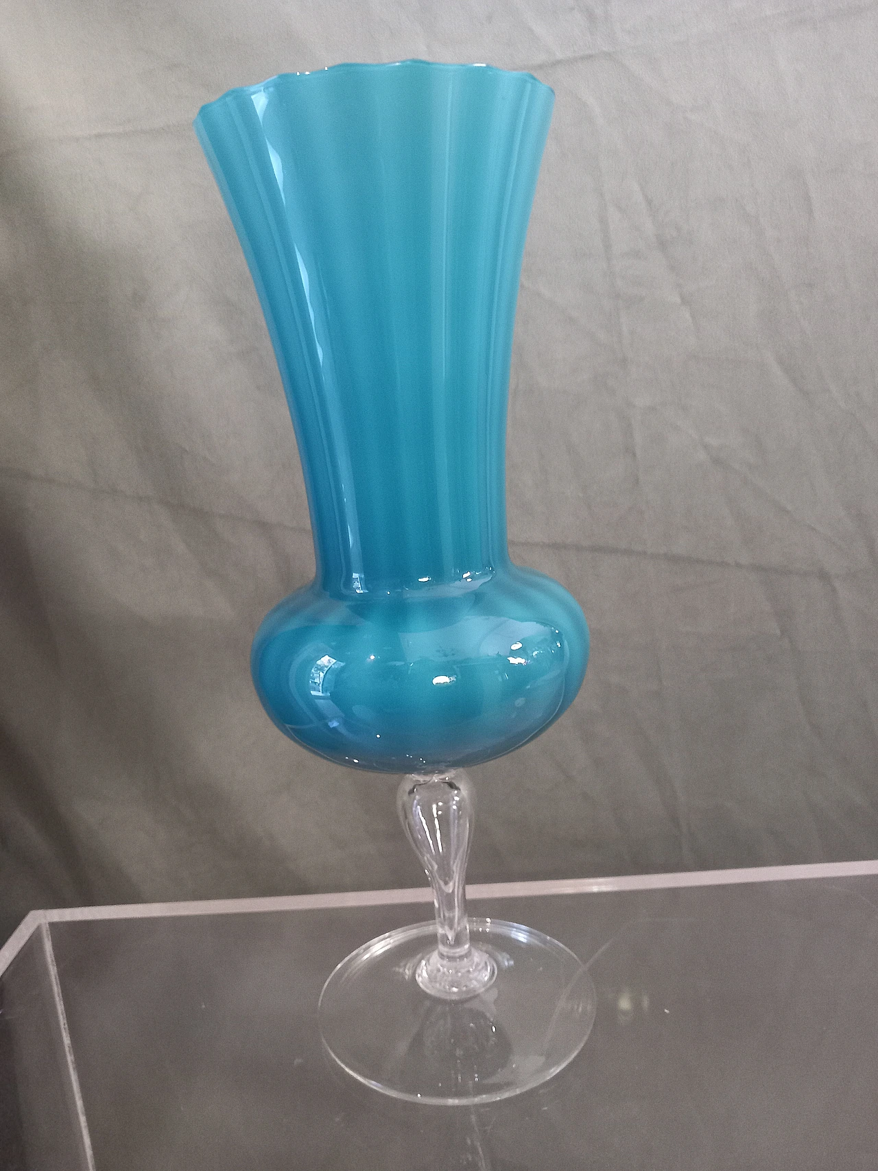 Flower holder in light blue opaline glass, 70s 2