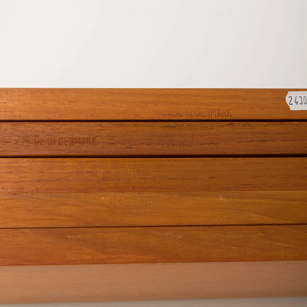 One-bay teak wall unit in Poul Cadovius style, 1960s 11