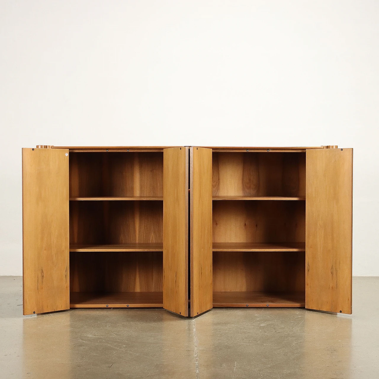 National walnut Scuderia sideboard by Carlo Scarpa for Bernini, 1970s 3