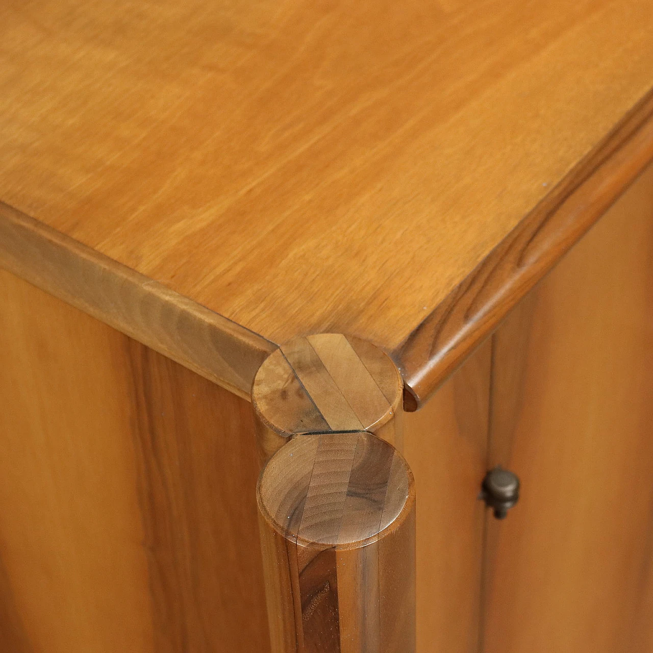 National walnut Scuderia sideboard by Carlo Scarpa for Bernini, 1970s 6