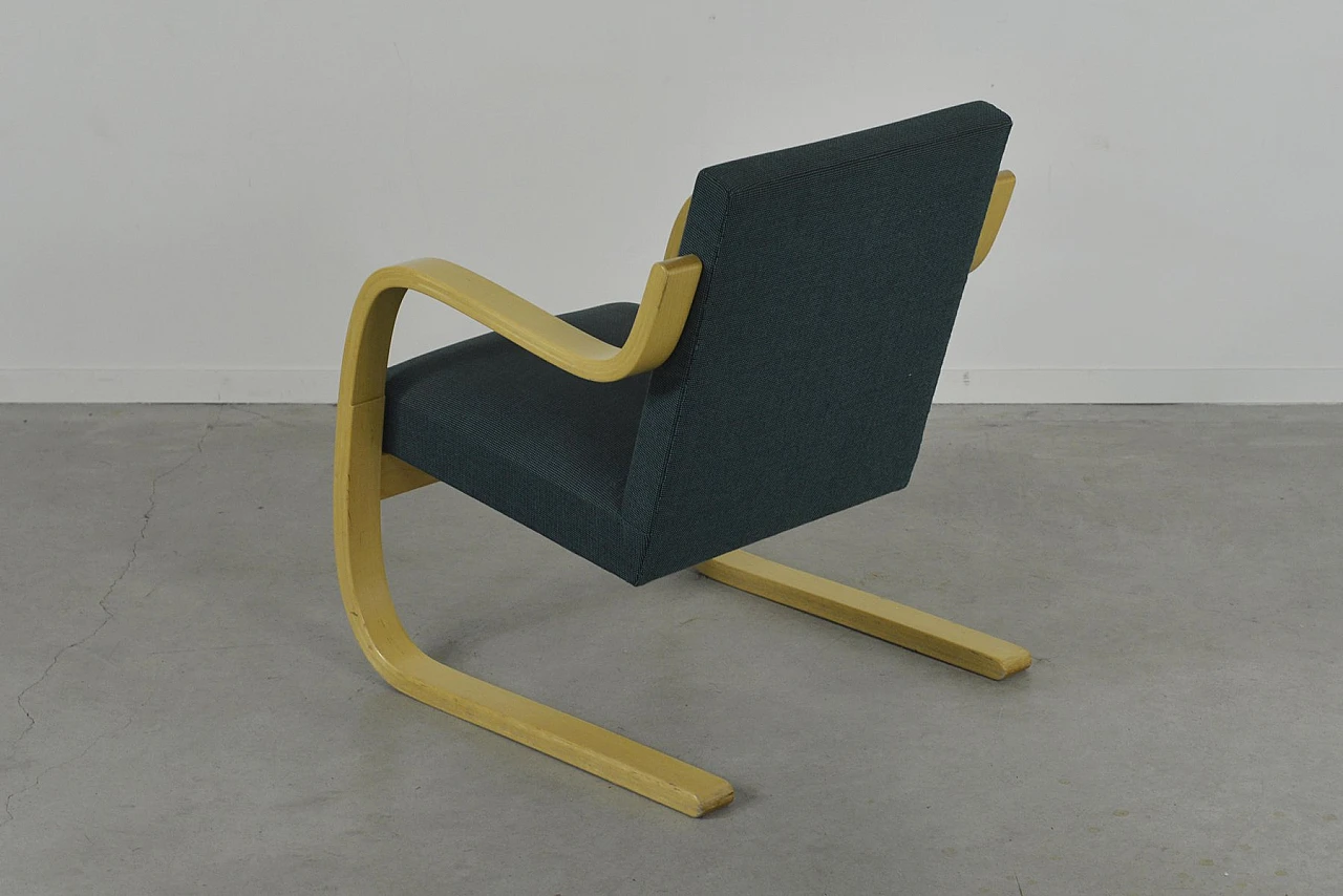 Armchair 402 in solid birch by Alvar Aalto 6