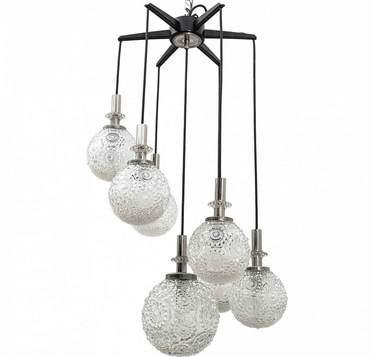 Cascade chandelier with chromed and black base & glass spheres 7