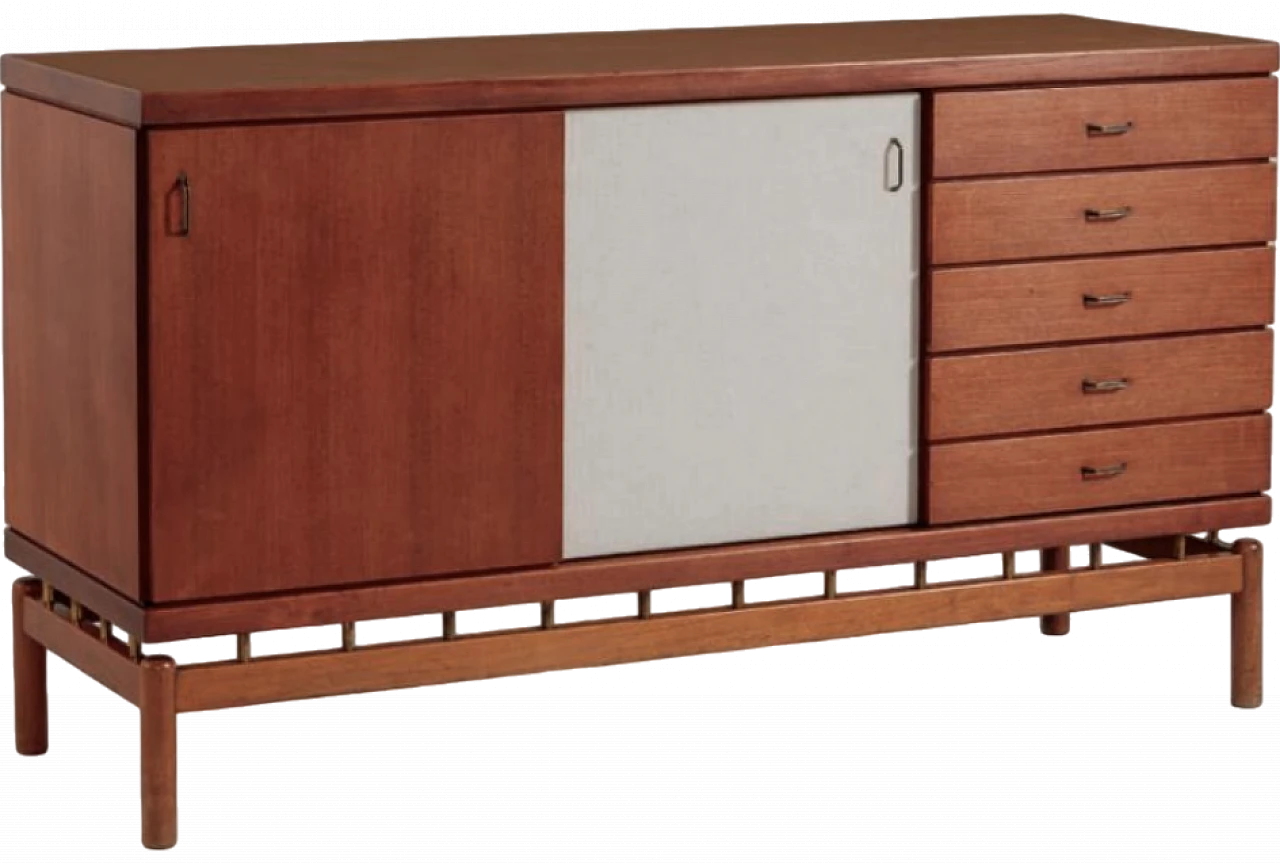 Credenza in teak e ottone di I. Tapiovaara da La Permanente, anni '50 4