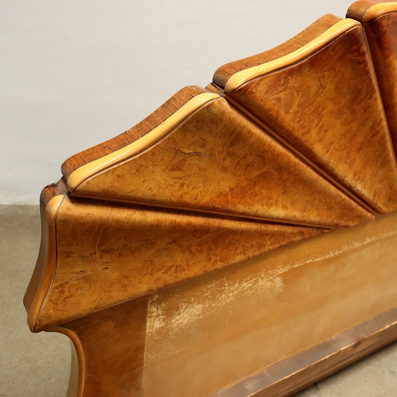 Briar-root veneered wood and brass double bed, 1940s 7