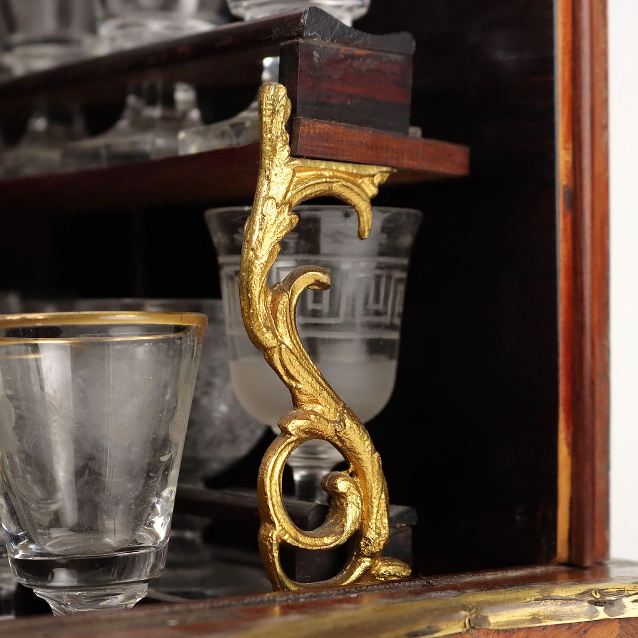 Bois de rose wooden liquor box with glasses & bottles, 19th century 8