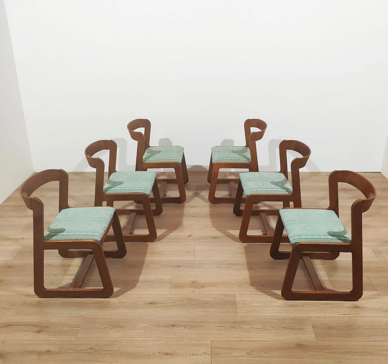 Group of 6 Willy Rizzo chairs 1