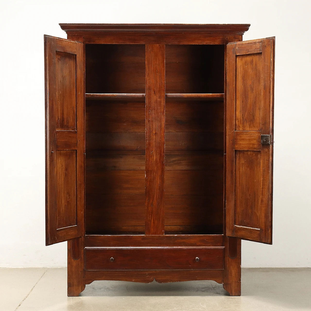 Piedmontese poplar wardrobe with pair of doors & drawer, 19th century 3