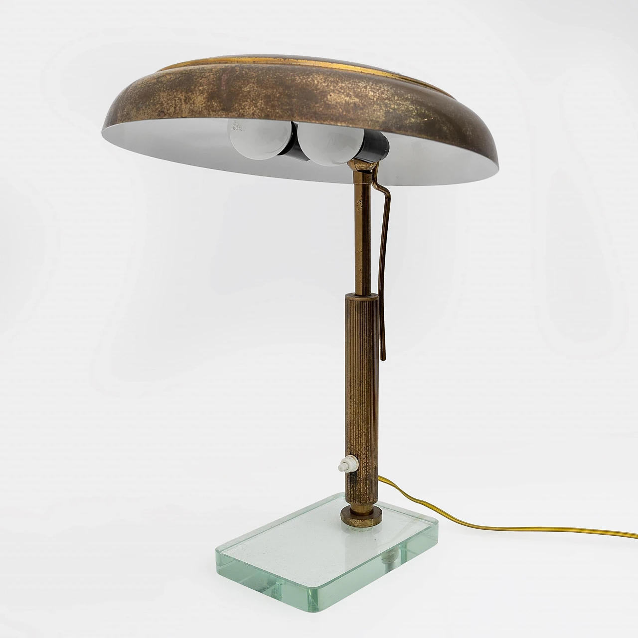 Pietro Chiesa Mid-century Modern Italian Brass Table Lamp, Fontana Arte, 1940s 3