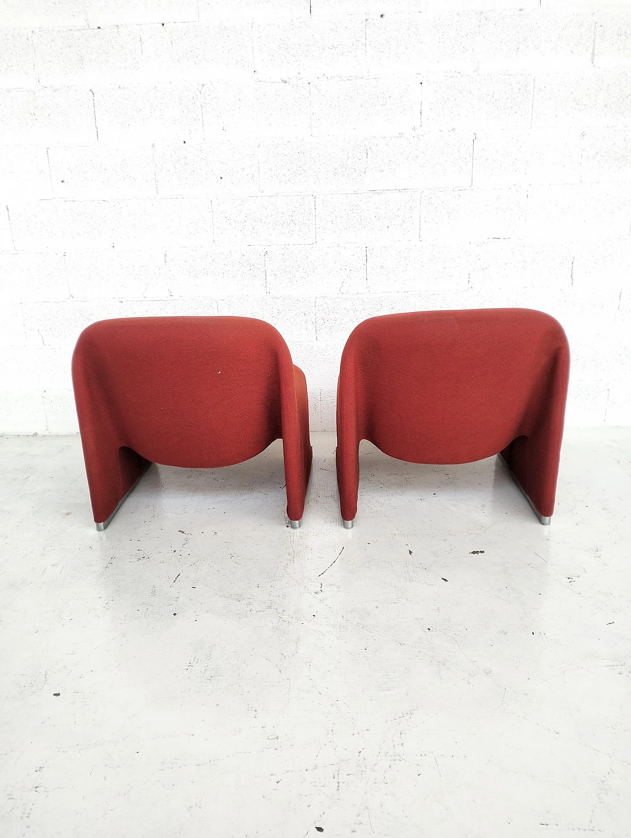 2 red Alky chairs by Giancarlo Piretti for Anonima Castelli  70s 12