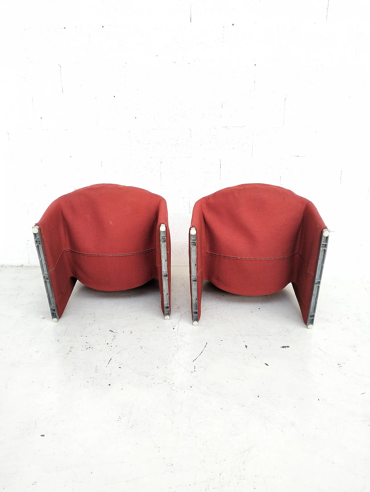 2 red Alky chairs by Giancarlo Piretti for Anonima Castelli  70s 13