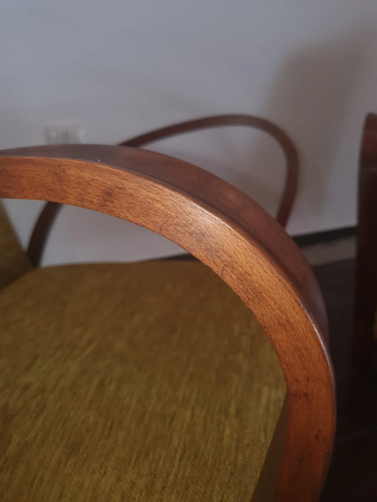 Coppia di poltrone Art Deco in legno curvato e velluto, anni '40 9