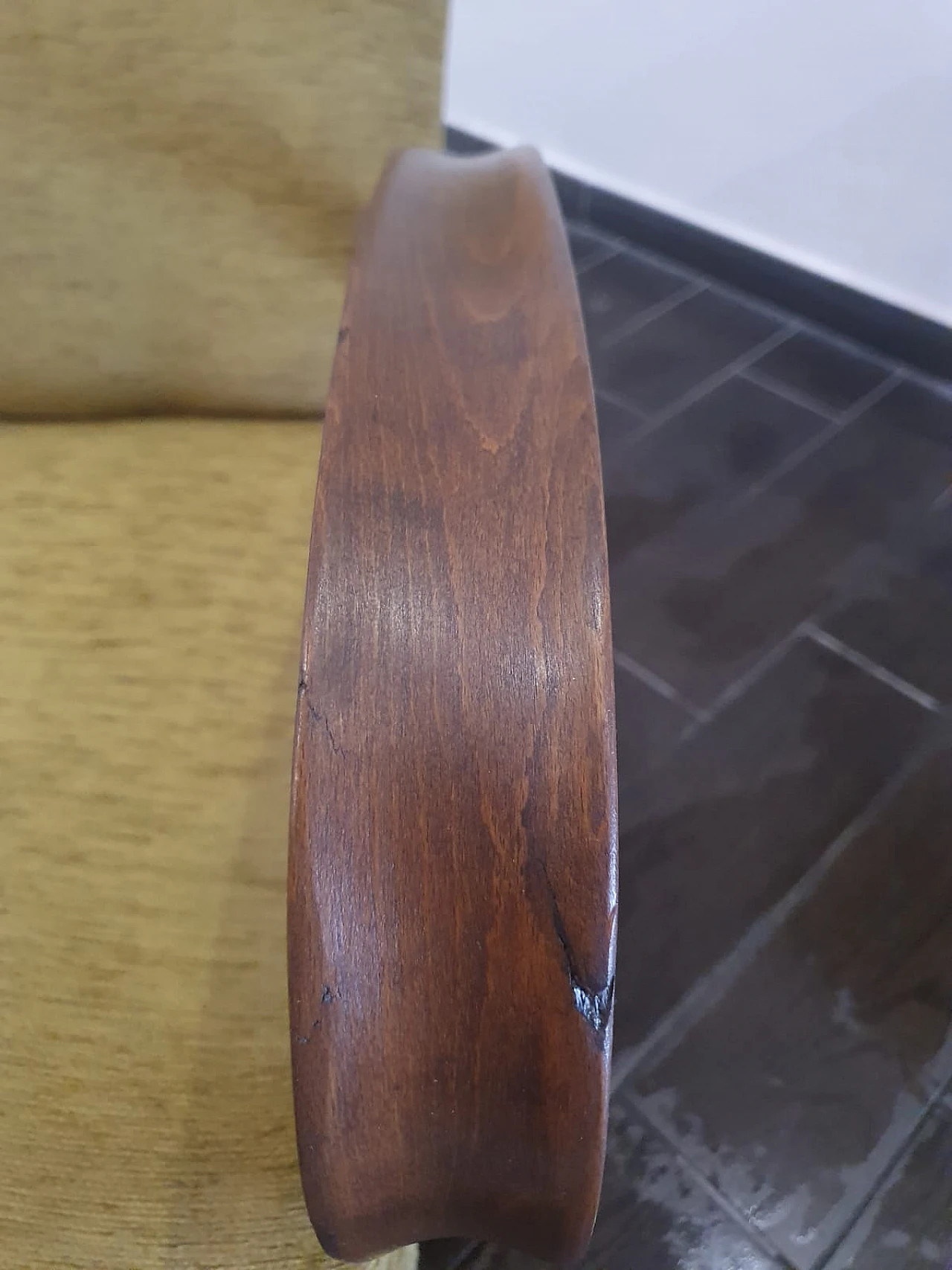 Coppia di poltrone Art Deco in legno curvato e velluto, anni '40 10