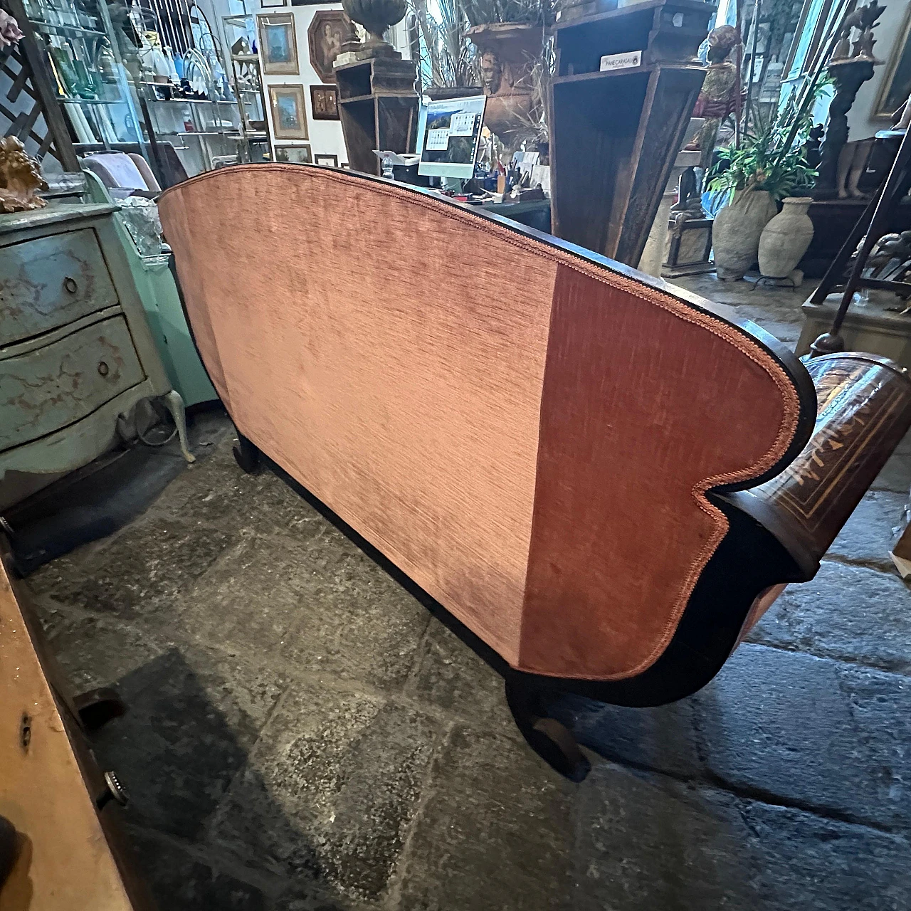 Divano siciliano in legno e velluto rosa di Charles X, '800 10