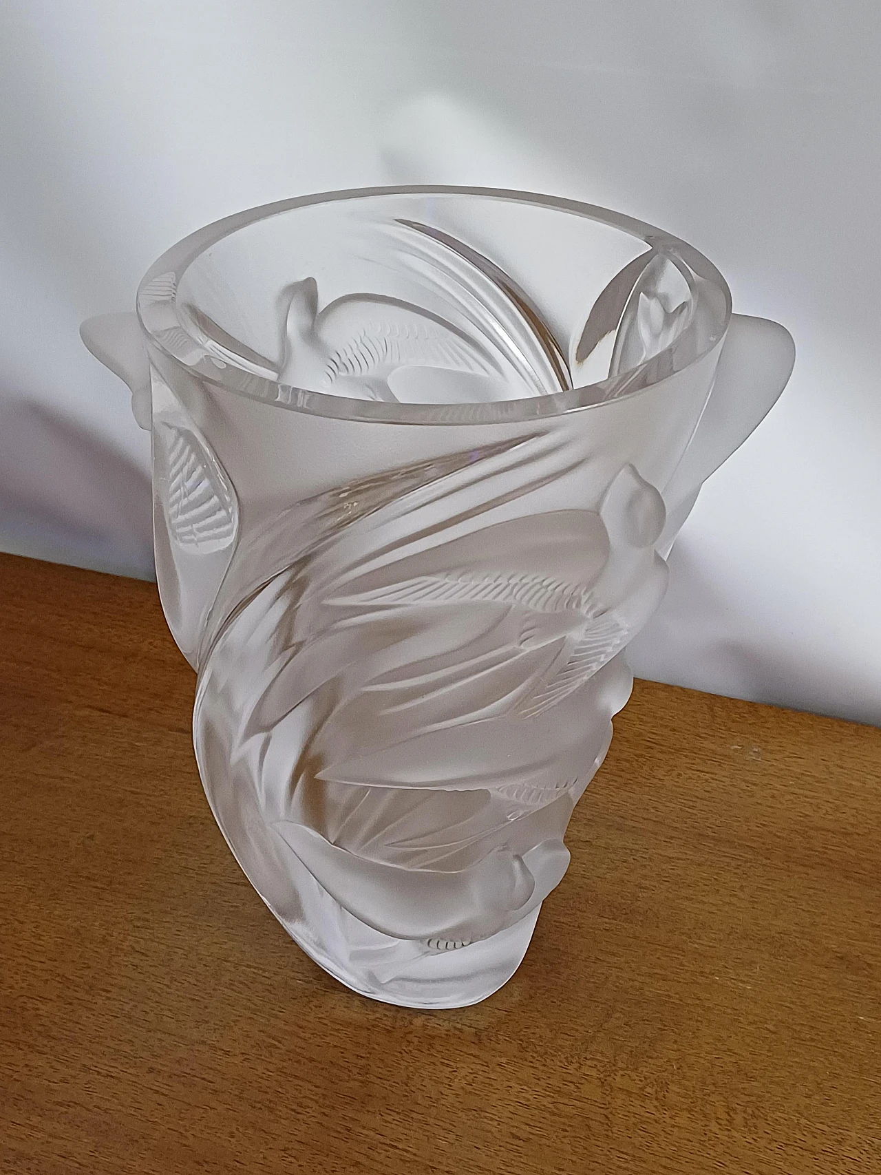 Vaso Martinets in cristallo trasparente di Lalique France, 1982 5