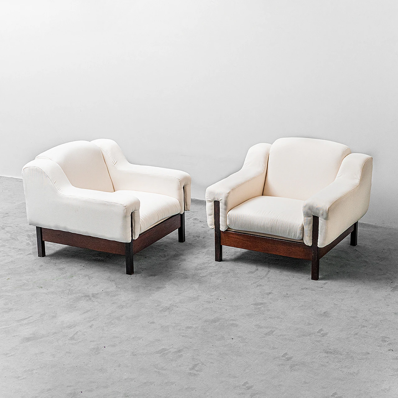 Pair of Saporiti armchairs in wood and fabric, 1970s 1