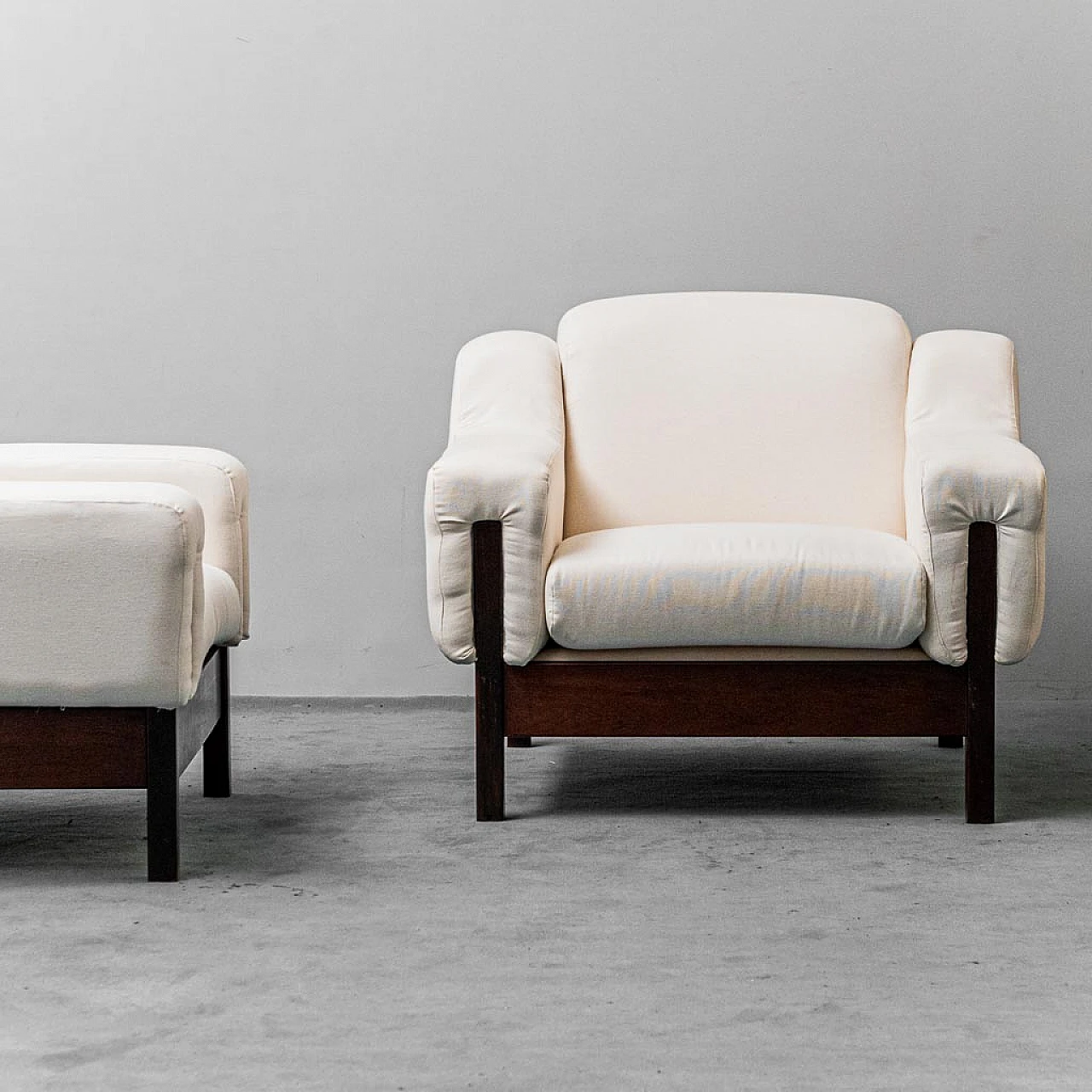 Pair of Saporiti armchairs in wood and fabric, 1970s 4