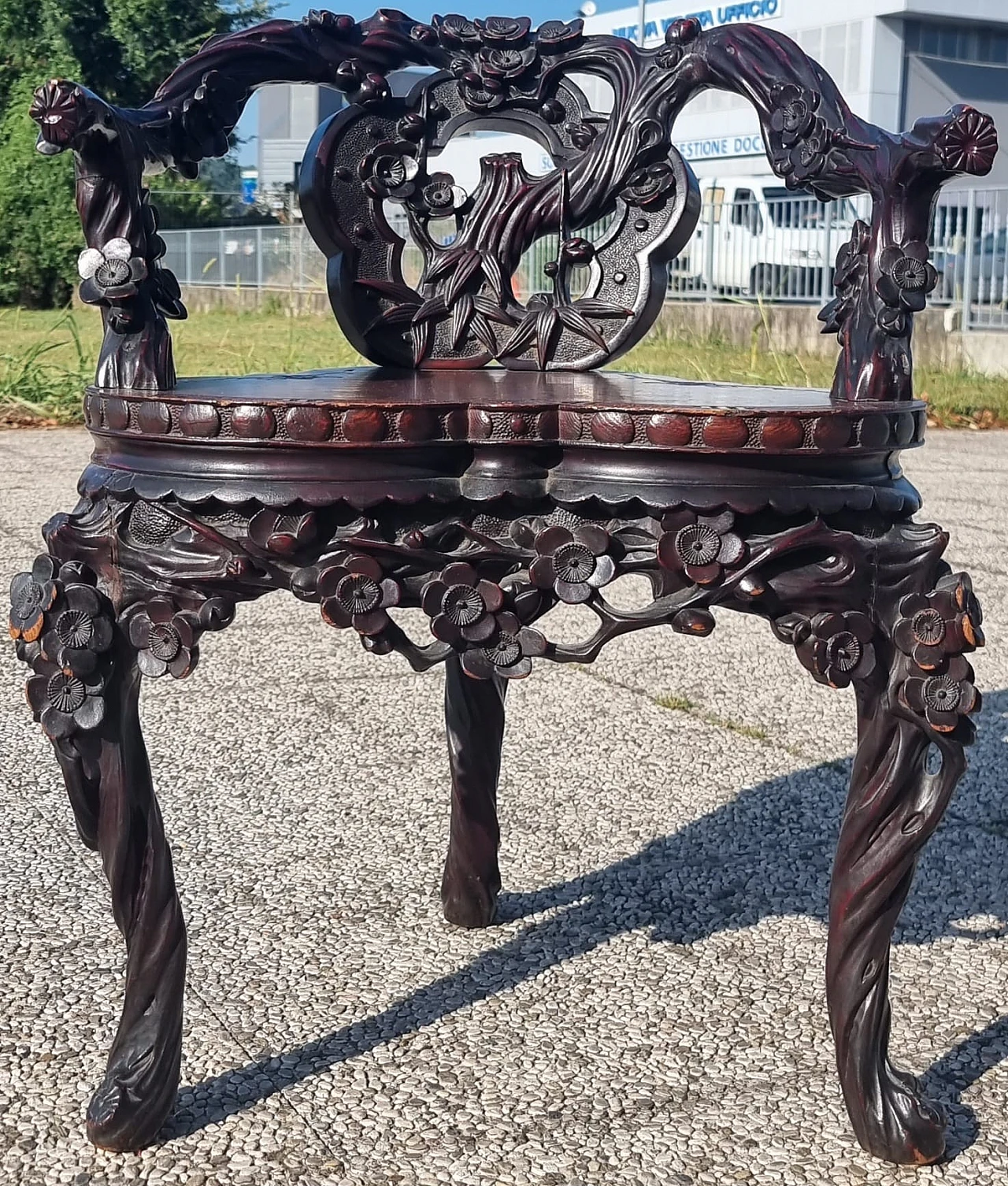 Four oriental 3-legged armchairs 5