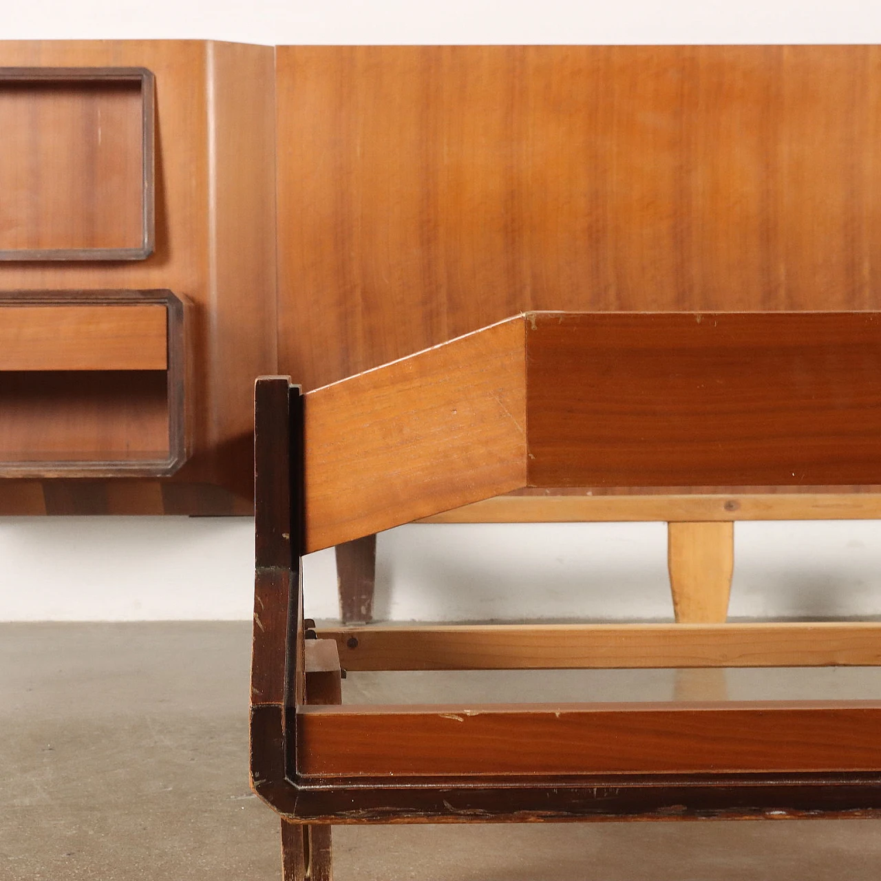 Mahogany veneered double bed with hanging nightstands, 1960s 6