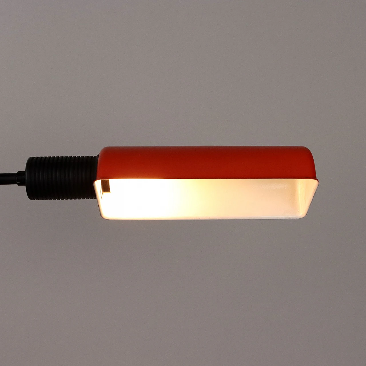 Enamelled metal table lamp by Nuova Veneta Lumi, 1980s 3