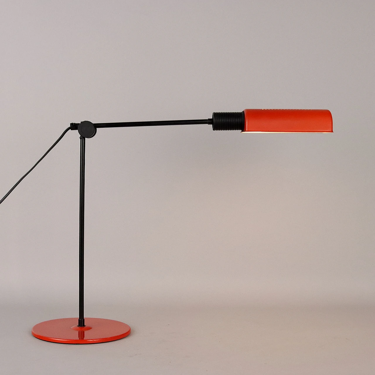 Enamelled metal table lamp by Nuova Veneta Lumi, 1980s 7