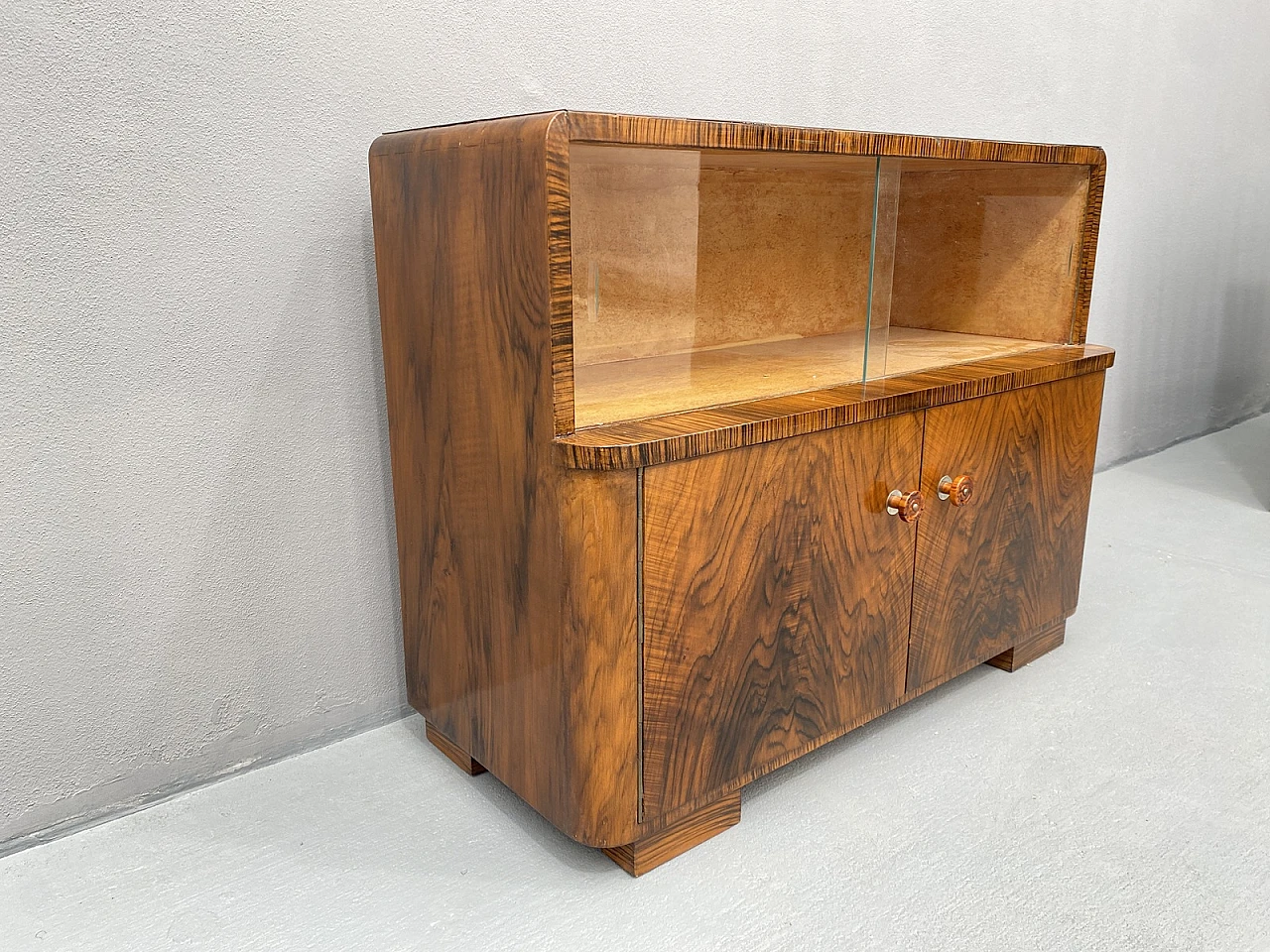 Art deco style bar, 40s 3