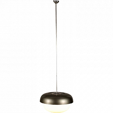 Lampadario in alluminio con diffusore in vetro opalino, anni '60