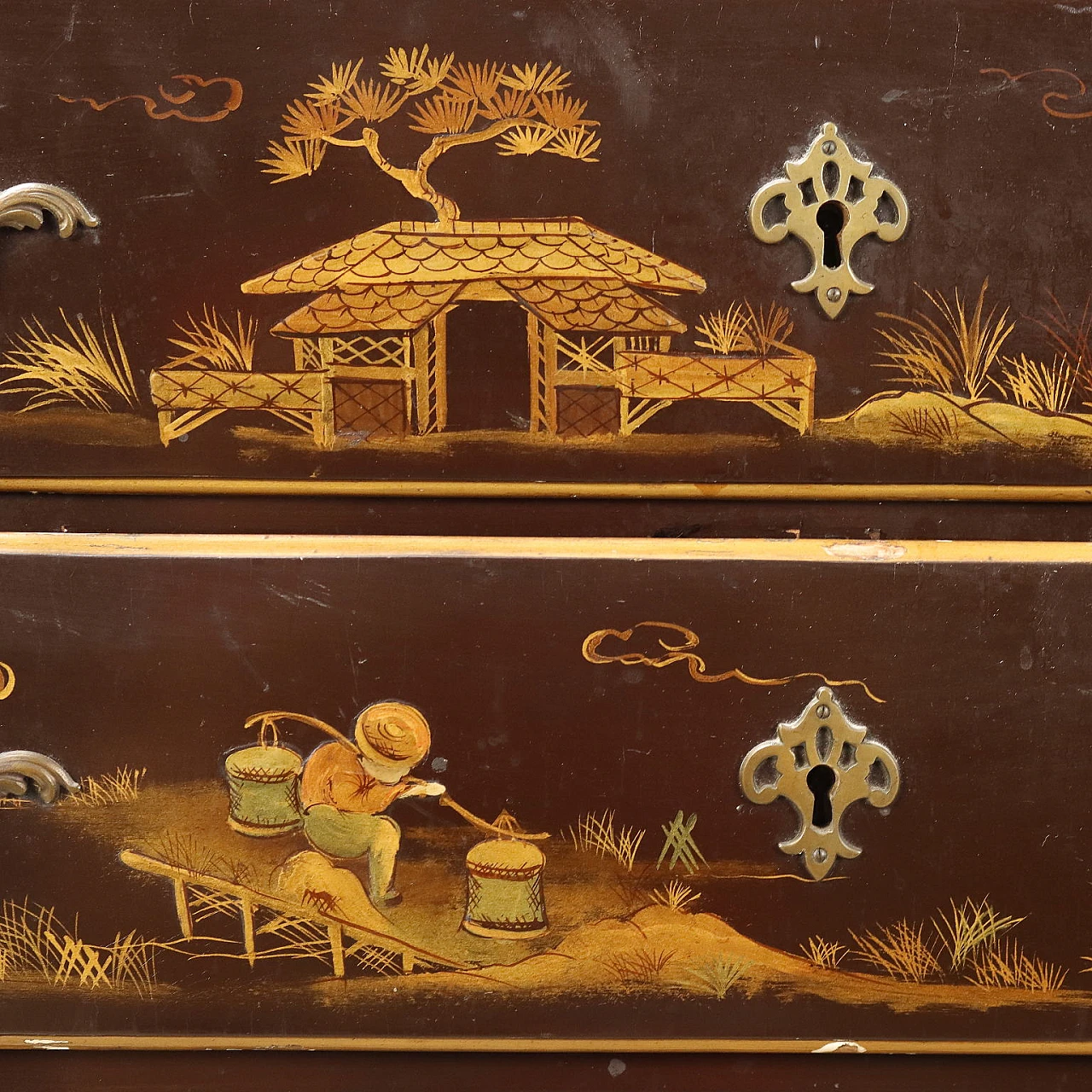 Lacquered wooden flap in chinoiserie style, early 20th century 7