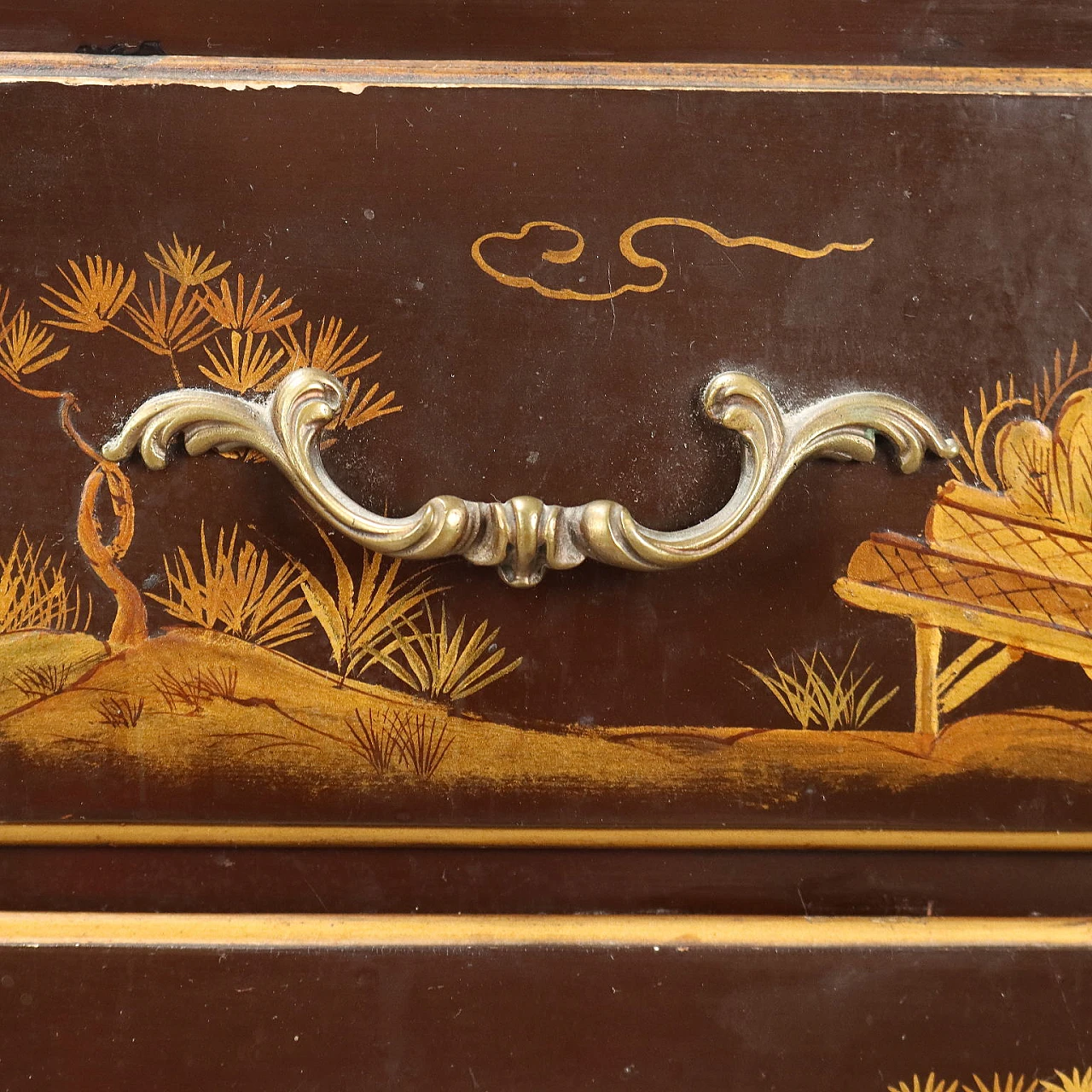 Lacquered wooden flap in chinoiserie style, early 20th century 8