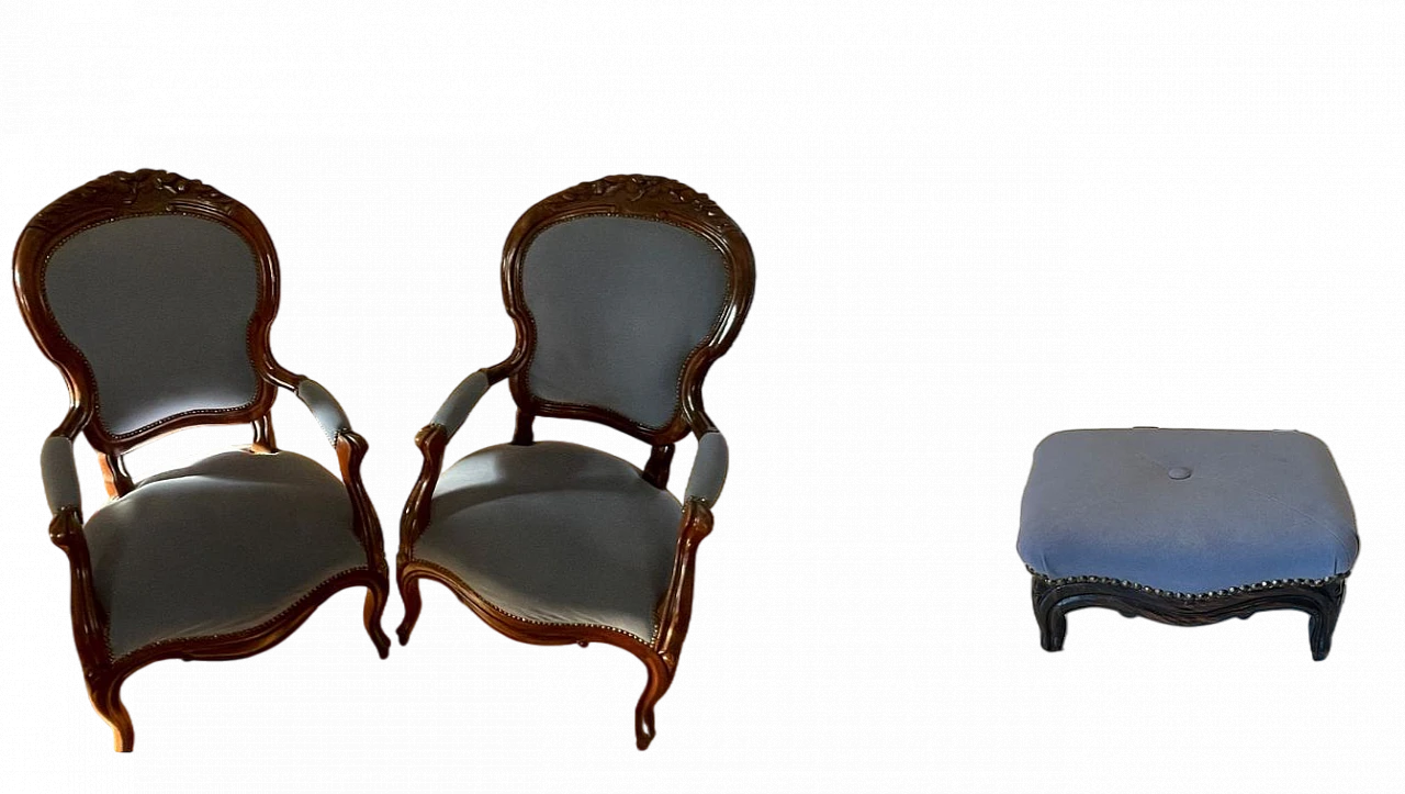 Pair of armchairs and ottoman in walnut and blue velvet, 18th century 8