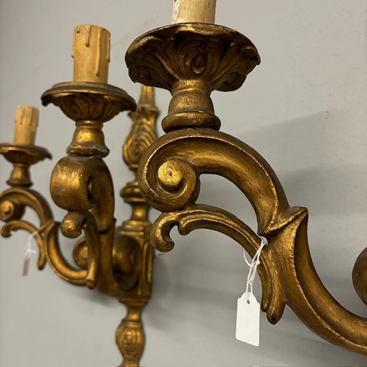 Pair of gilded wall sconces Louis Philippe carved wood, 19th century 12