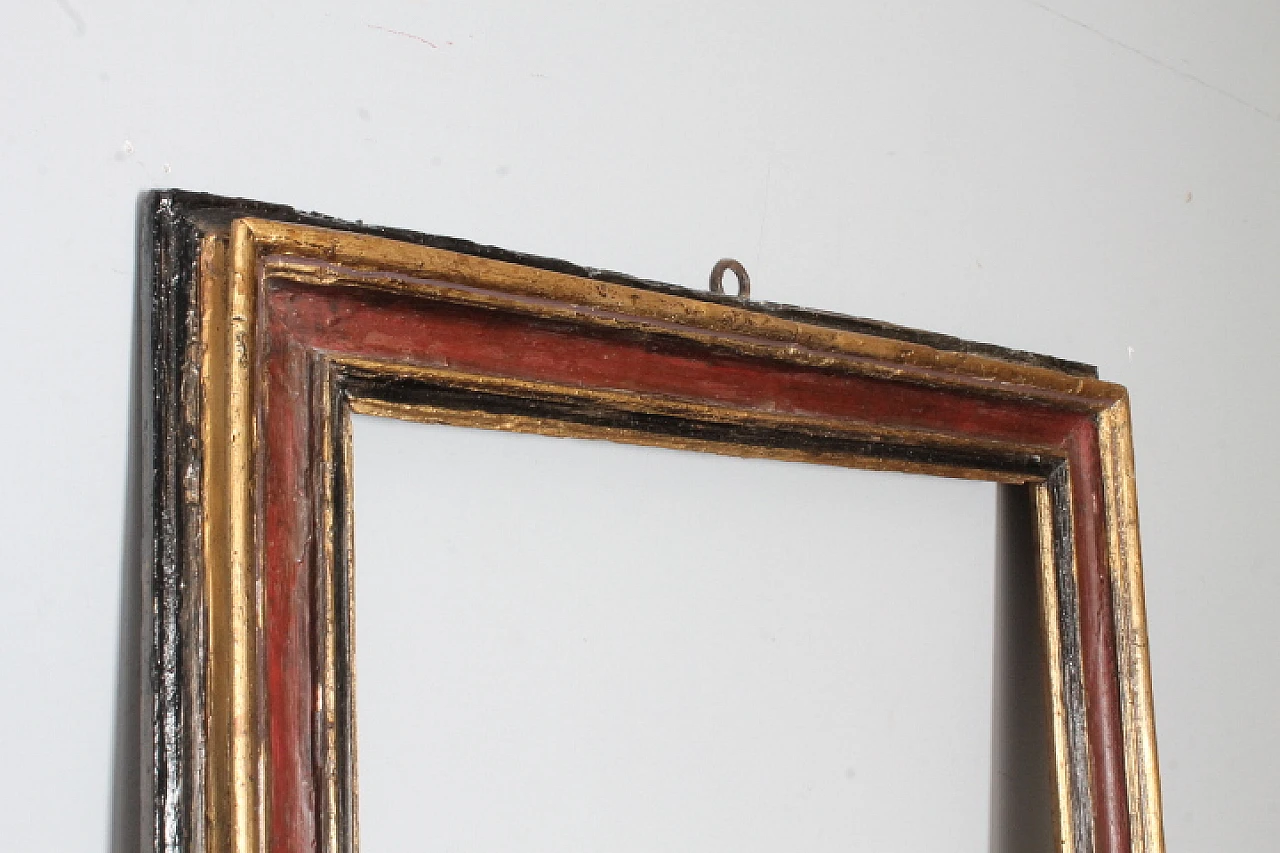 Painted frame in carved and lacquered wood, '600 6