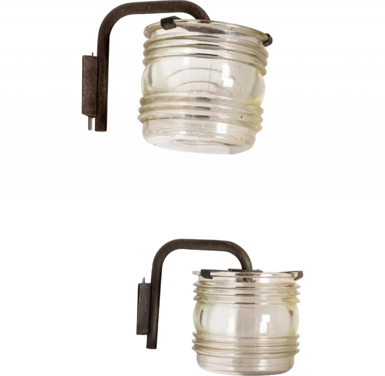 Lampade da parete in ottone brunito, vetro Fresnel cilindrico di Tito Agnoli per Oluce, anni '60, set di 2 5