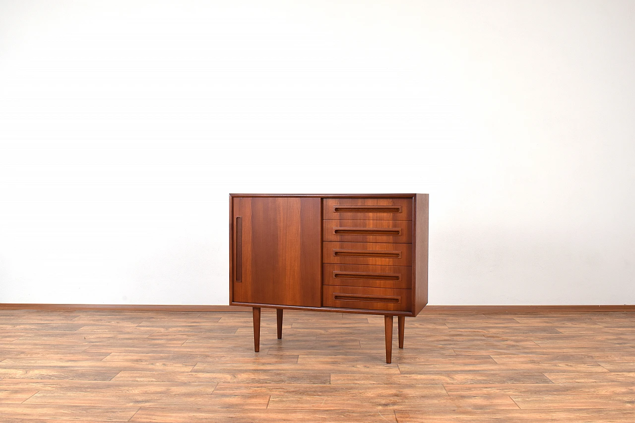 Mid-Century danish teak sideboard, 1960s 4