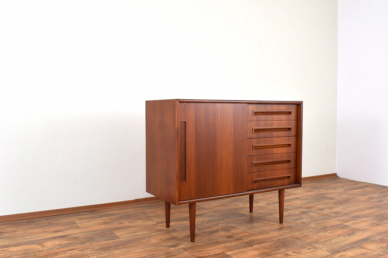 Mid-Century danish teak sideboard, 1960s 9