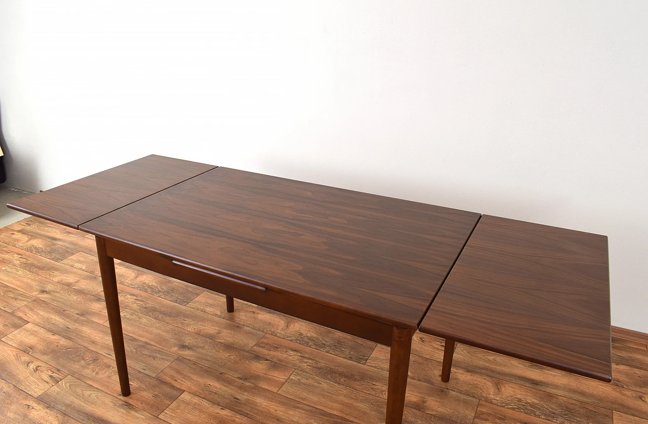 Danish walnut extendable dining table, 1960s 11