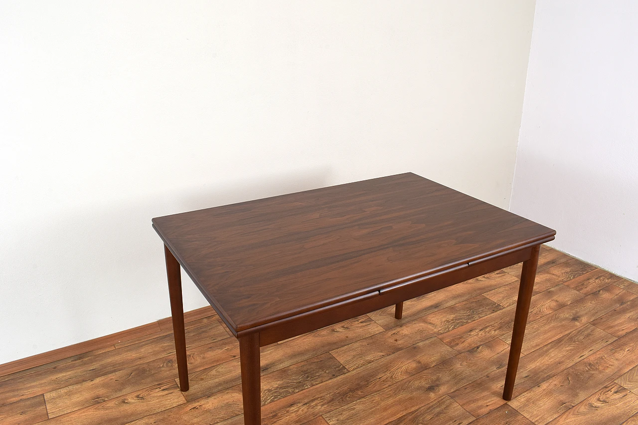 Danish walnut extendable dining table, 1960s 12