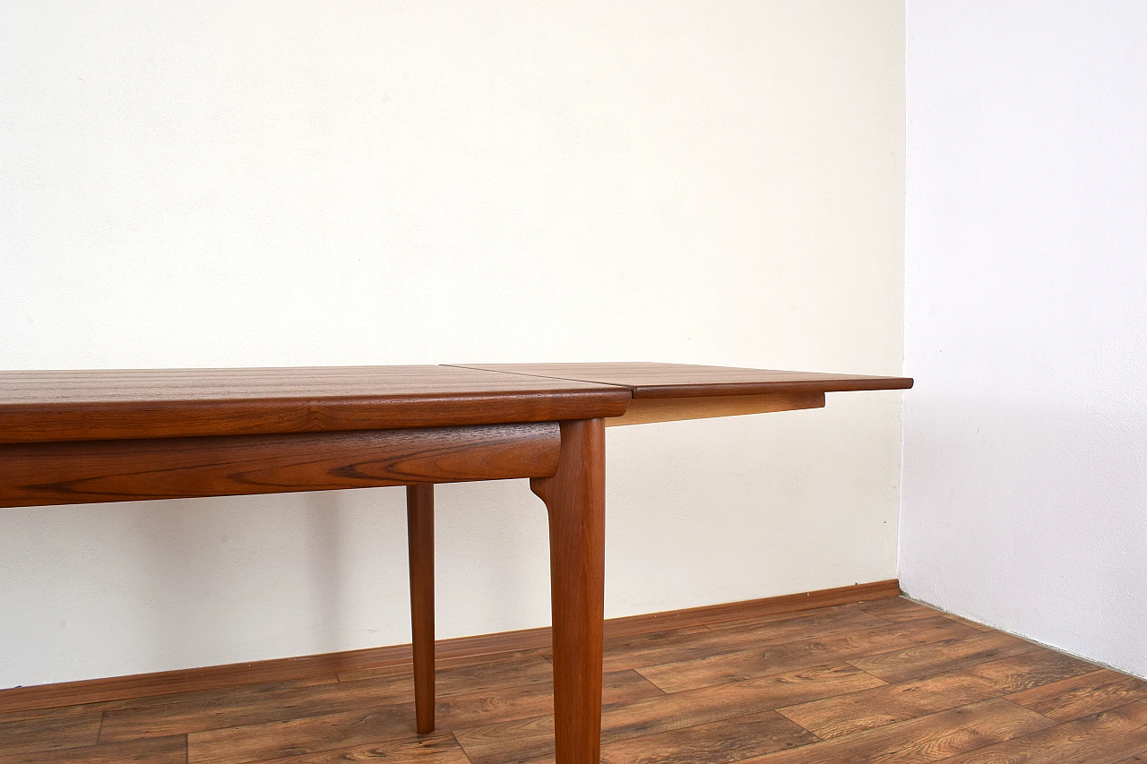 Danish teak extending dining table, 1960s 10