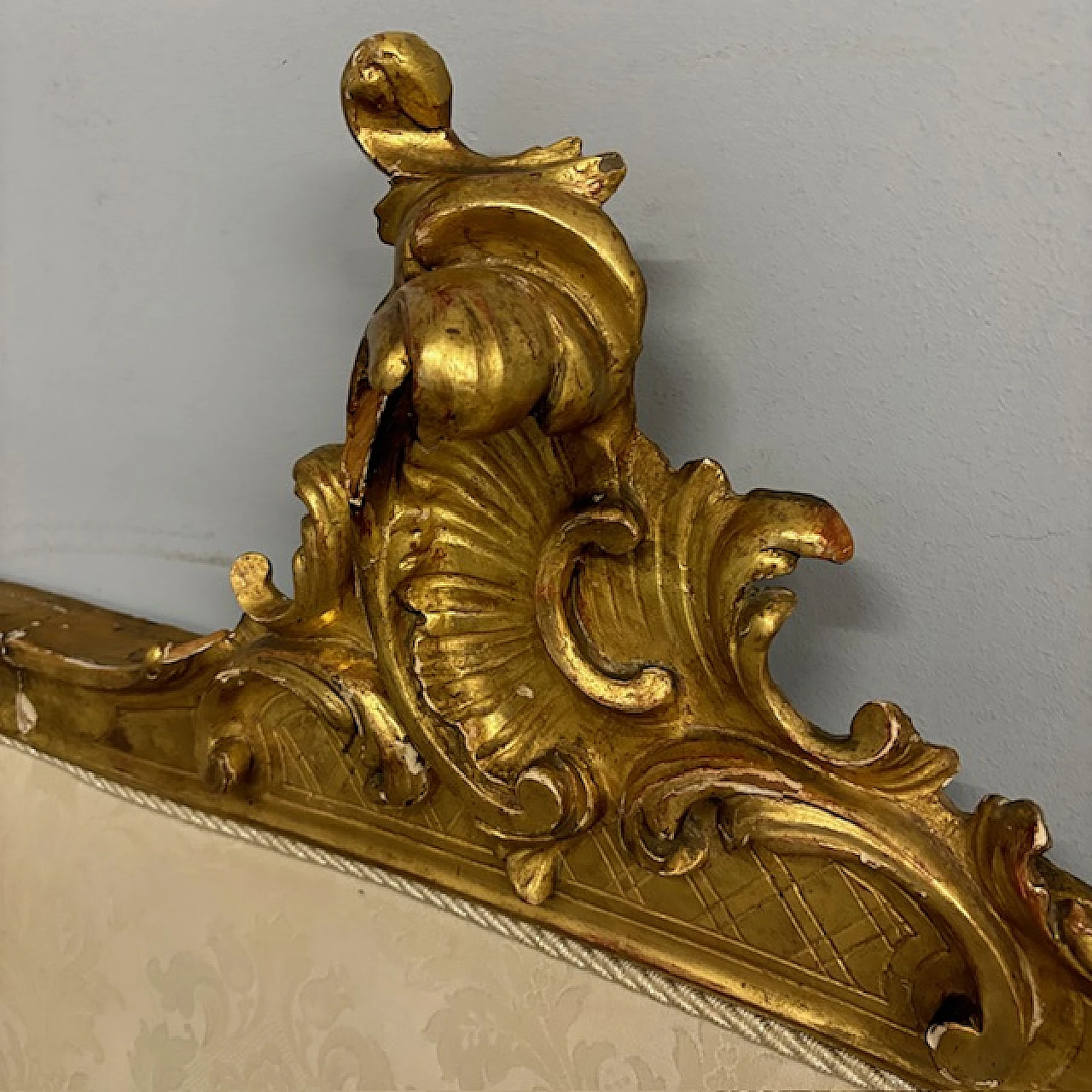 Antique Louis Philippe headboard carved in gold leaf, 1840 2