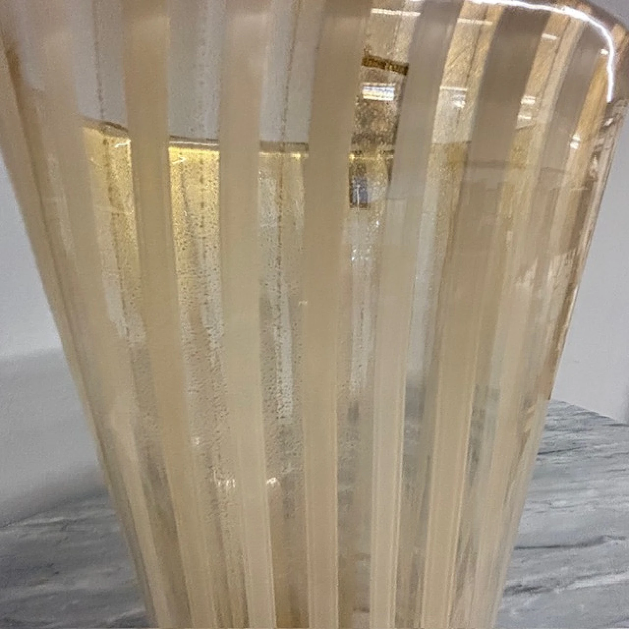 Barovier e Toso vase in milk glass and gold, Murano, 1970s 7