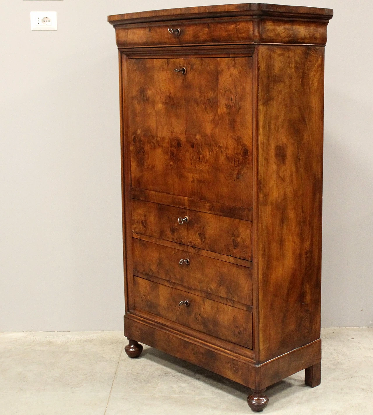 Louis Philippe solid and panelled walnut secretaire, mid-19th century 7